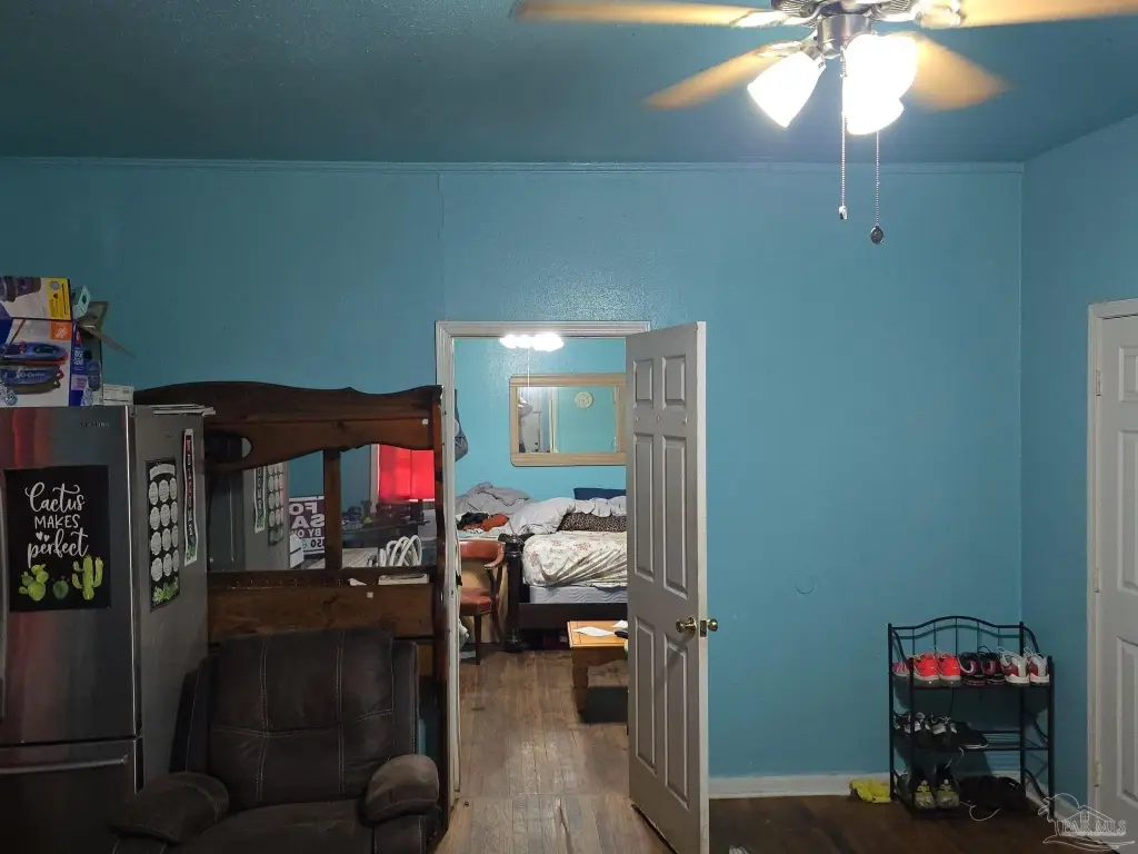 Picture 44