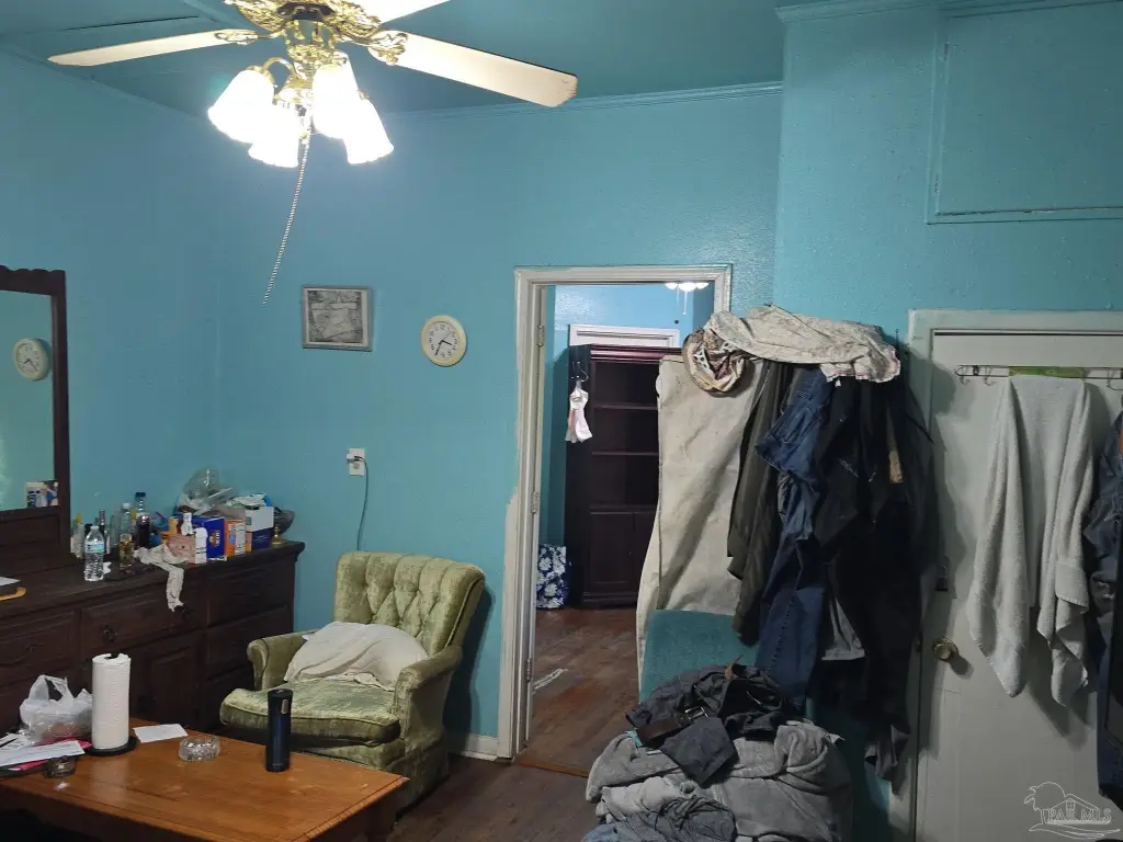 Picture 12