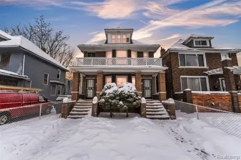 Detroit Duplex: Investment Opportunity
