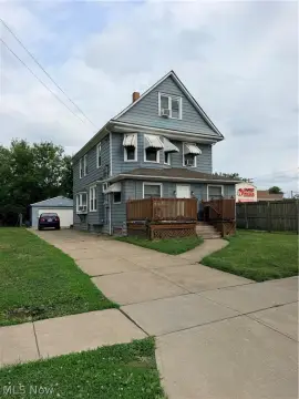 Leased Duplex with Garage