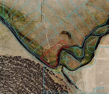 Sprague River Frontage Land