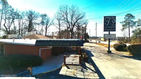 Restaurant Property with On-Site Parking