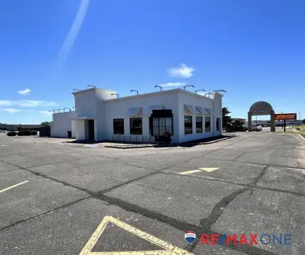 Freestanding Drive-Through Restaurant