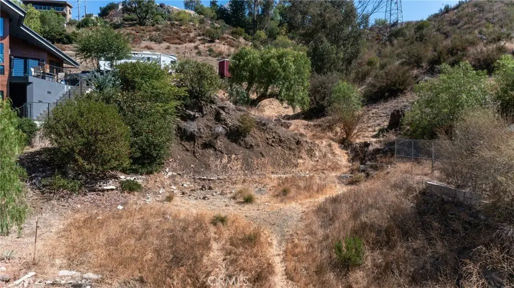 Picture 3