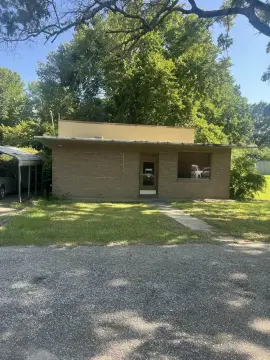 Versatile Commercial Property in Sumter
