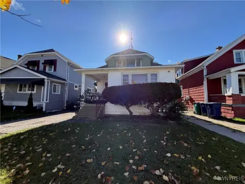 Income-Generating Duplex in University District