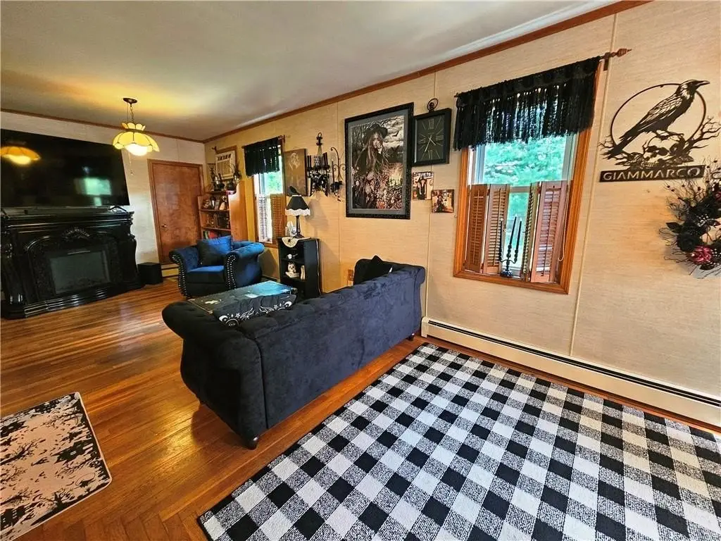 Picture 10