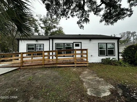 Panama City Office Space Available