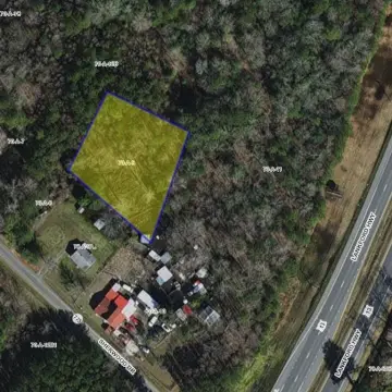 Acre Lot Near Highway 13