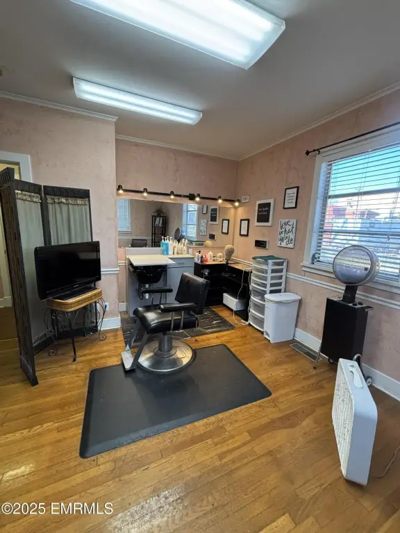 Picture 6
