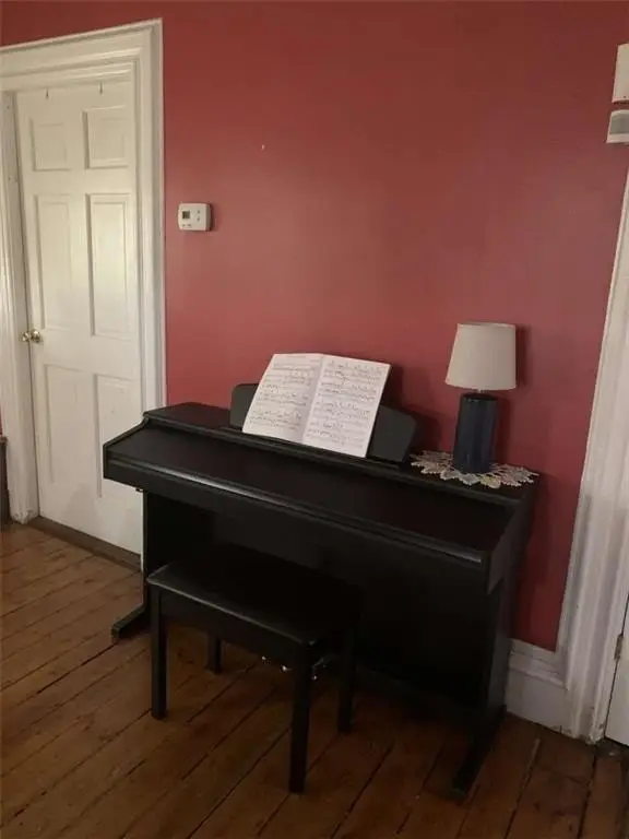 Picture 12