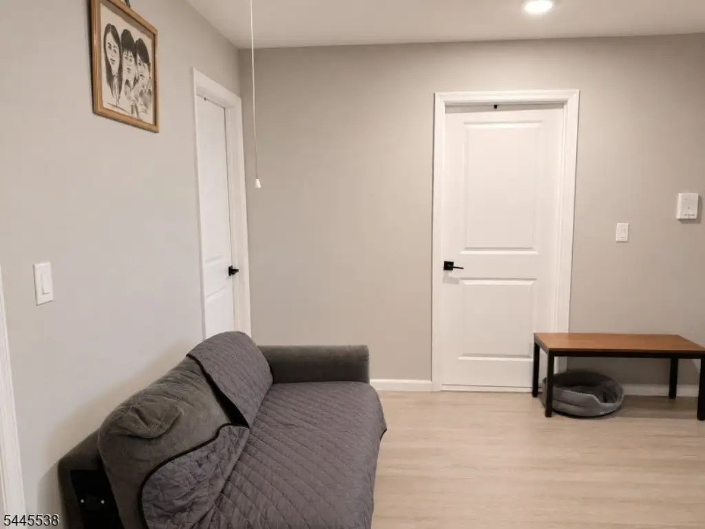 Picture 10