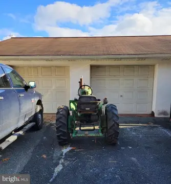 Garage Bays For Rent