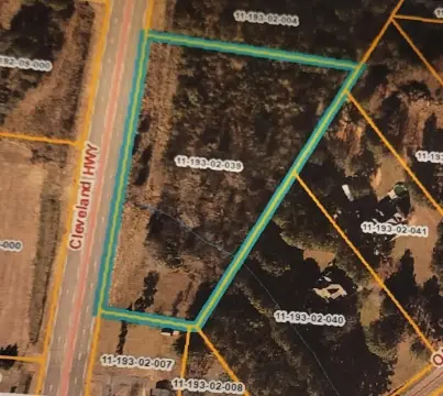 Land with Multi-Home Potential