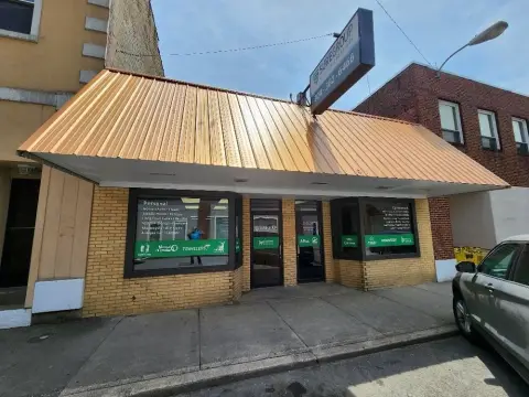 Mullens Commercial Building For Sale