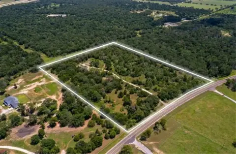 Navasota Acreage with Highway Access
