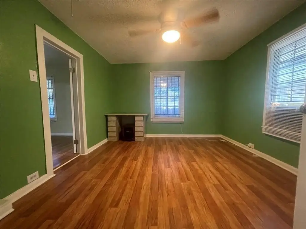 Picture 12
