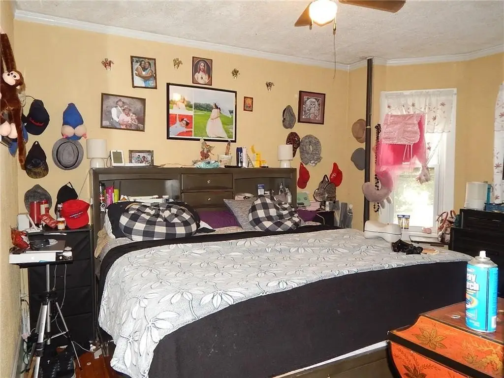 Picture 12