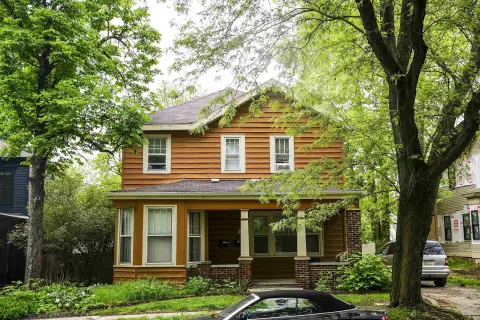 Duplex with 2-Bed and 1-Bed Units