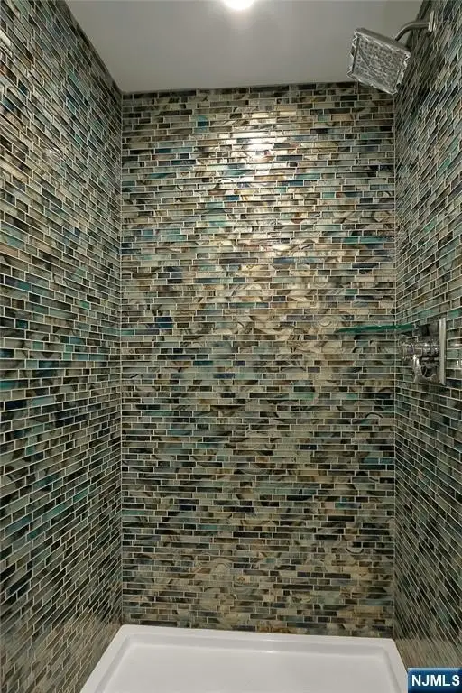 Picture 30