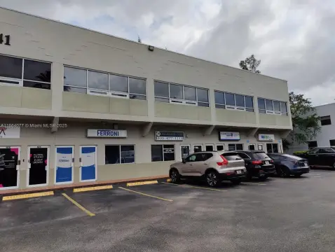 Doral Mixed-Use Commercial/Office Space