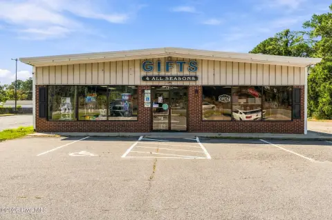 Multi-Tenant Storefront Property