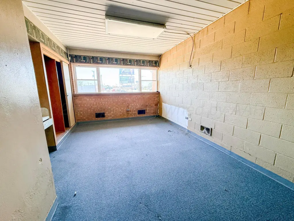 Picture 18
