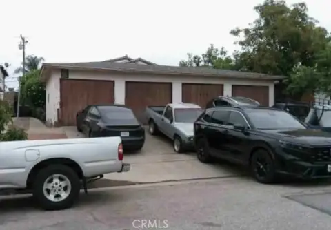 Montebello Quadruplex on Large Lot