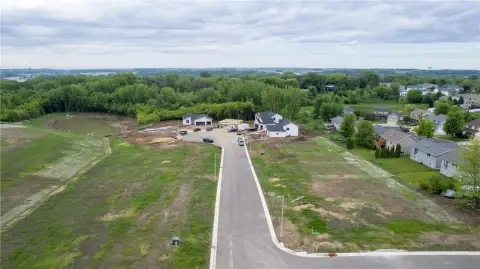 Residential Lot in Quiet Cul-de-Sac