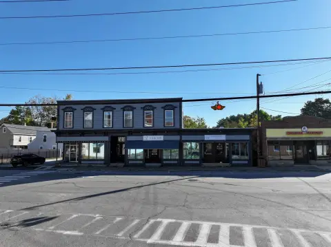 Downtown Farmington Commercial Building