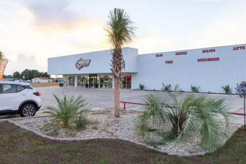 Highway Retail Space with Showroom
