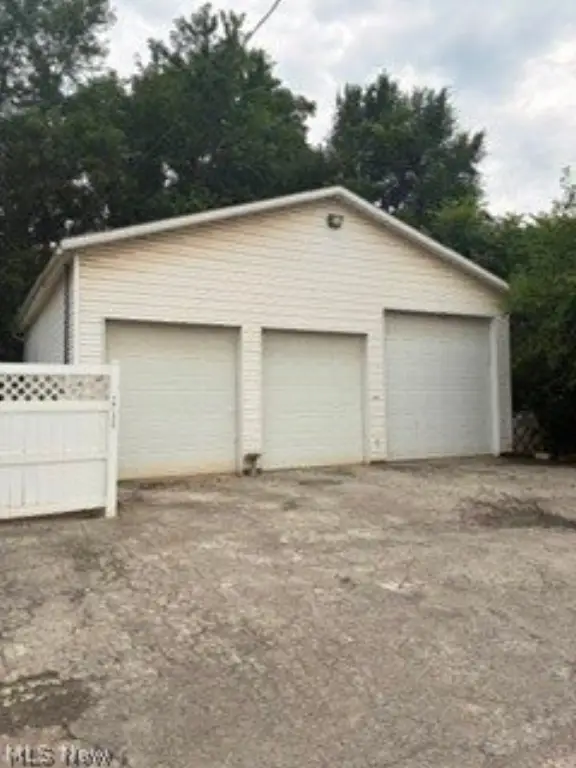 Picture 3