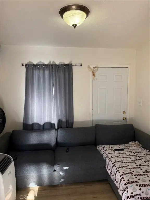 Picture 33