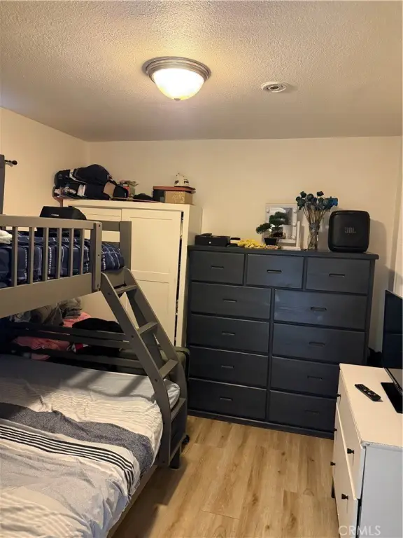 Picture 36