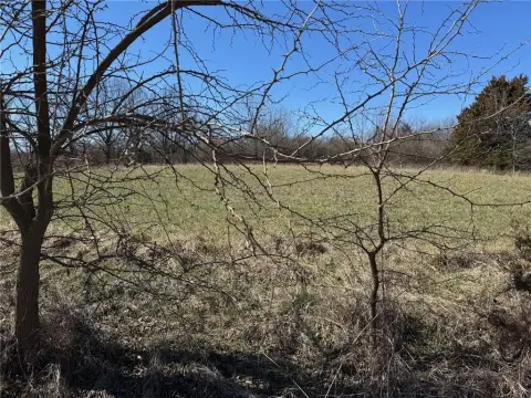 5 Acre Land in Warrensburg