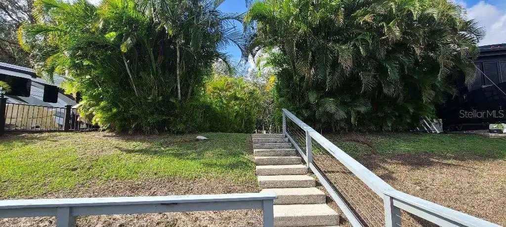 Picture 10