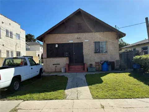 Exposition Park Triplex Opportunity