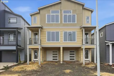 New Construction Duplex Near Park