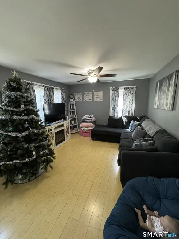 Picture 19