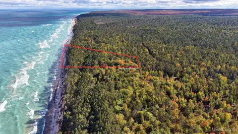 Lake Superior Waterfront Land
