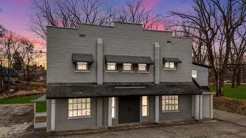 Mixed-Use Building with Apartment