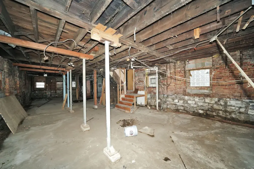 Picture 7