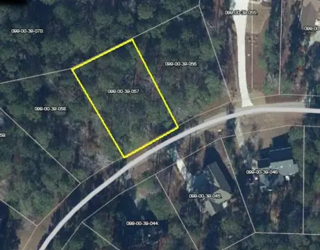 Wooded Lot Near Lake Thurmond