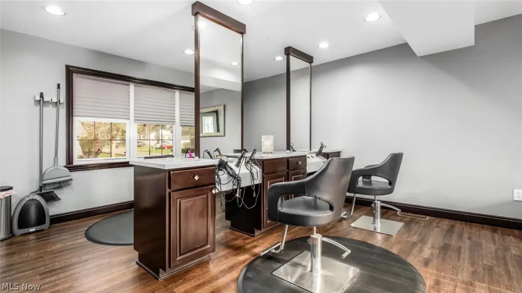 Picture 7