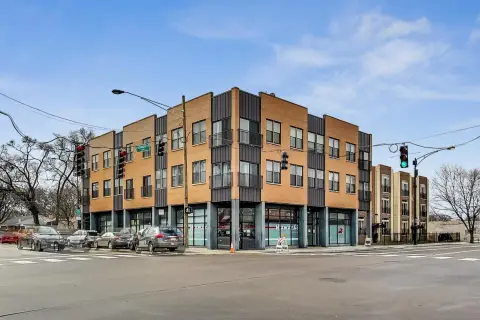 Refreshed Retail Space in Chicago