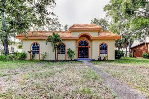 Professional Office Building in St. Petersburg