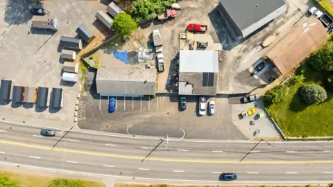 Swansea Commercial Space For Lease