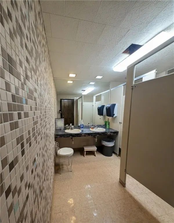 Picture 23