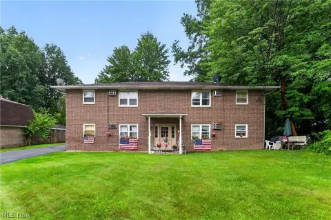 Brick Quadplex with Coin Laundry