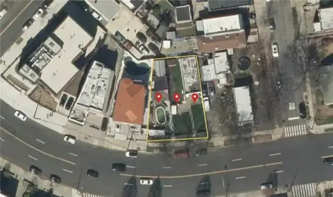 Residential Land in Upper Ditmars